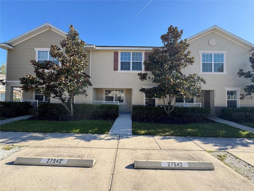 27542 DESERT WILLOW WAY, Wesley Chapel, FL 33544