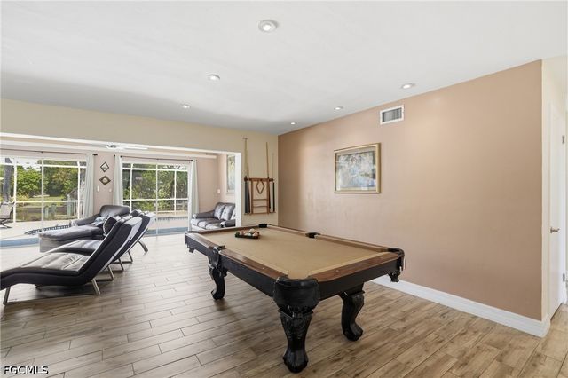 5117 Rutland CT, Cape Coral, FL 33904