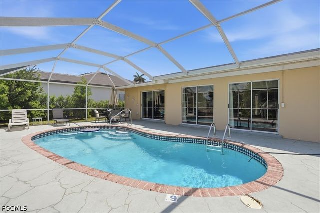 5117 Rutland CT, Cape Coral, FL 33904