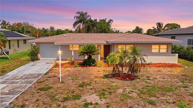 5117 Rutland CT, Cape Coral, FL 33904