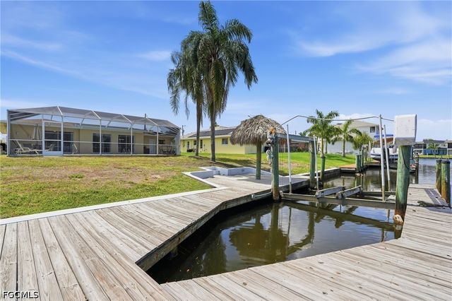 5117 Rutland CT, Cape Coral, FL 33904