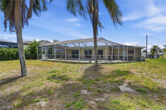 5117 Rutland CT, Cape Coral, FL 33904