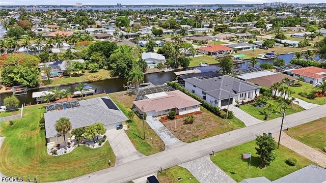 5117 Rutland CT, Cape Coral, FL 33904