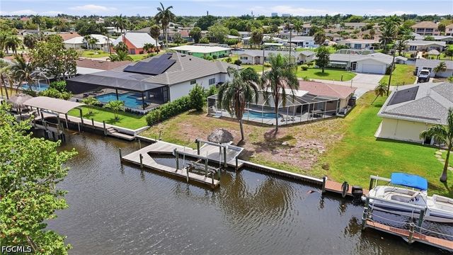5117 Rutland CT, Cape Coral, FL 33904