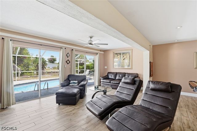 5117 Rutland CT, Cape Coral, FL 33904
