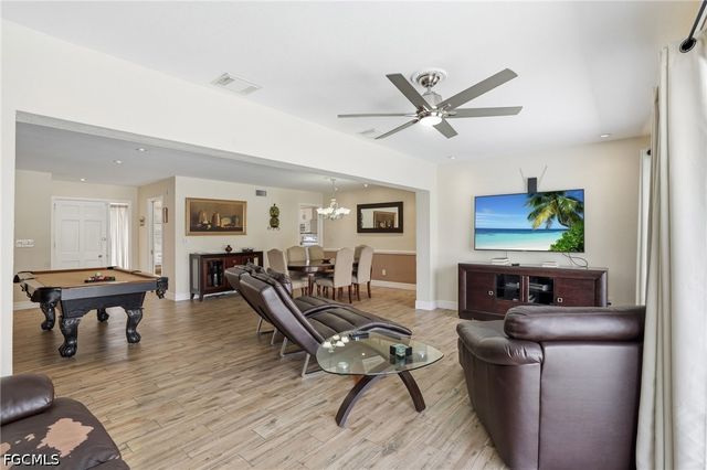 5117 Rutland CT, Cape Coral, FL 33904
