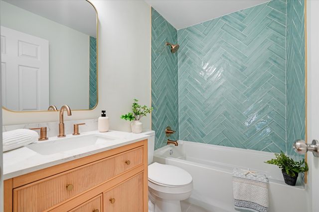 1498 Diamond Boulevard, Mount Pleasant, SC 29466