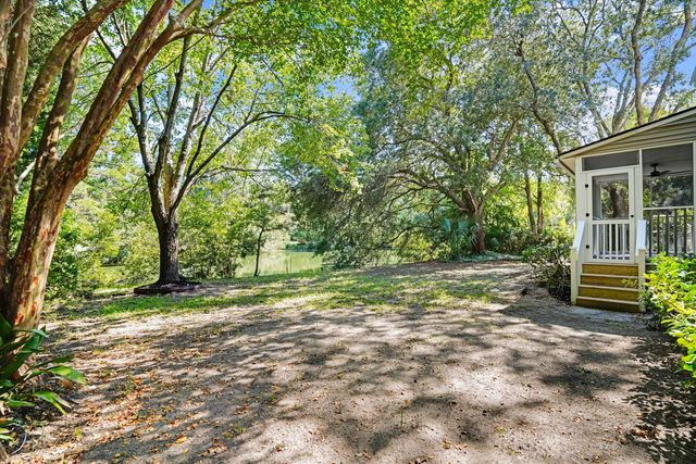 1498 Diamond Boulevard, Mount Pleasant, SC 29466
