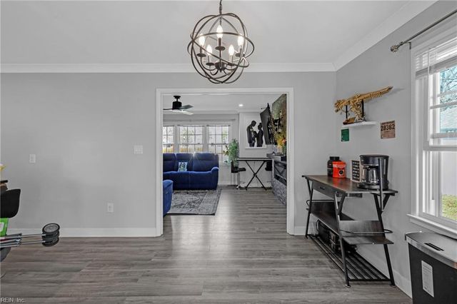 54 Avella CT, Newport News, VA 23601