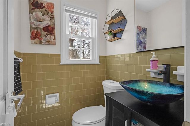 54 Avella CT, Newport News, VA 23601