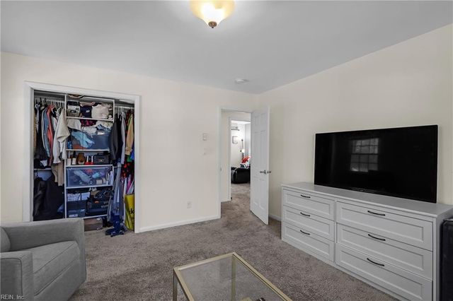 54 Avella CT, Newport News, VA 23601