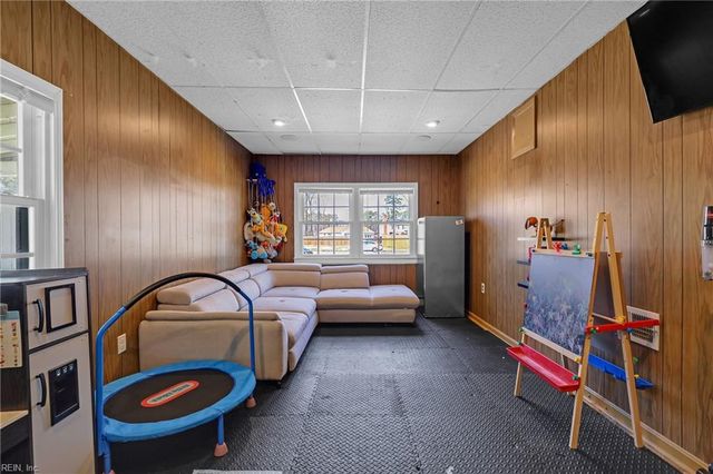 54 Avella CT, Newport News, VA 23601