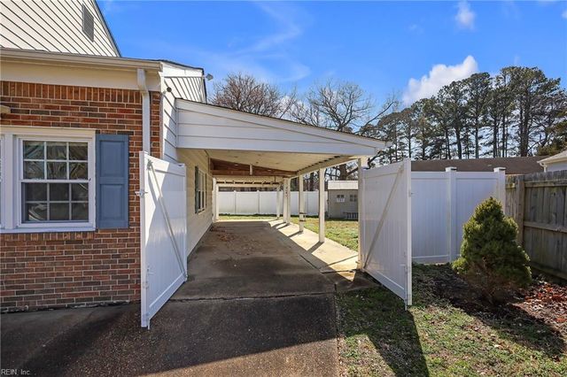 54 Avella CT, Newport News, VA 23601