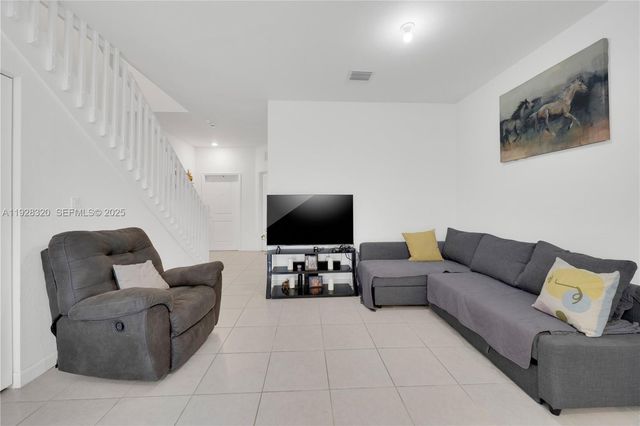 16266 SW 291st St, Homestead, FL 33033