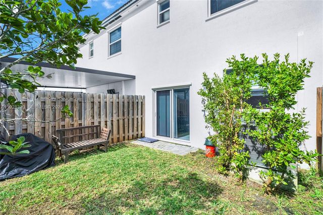 16266 SW 291st St, Homestead, FL 33033