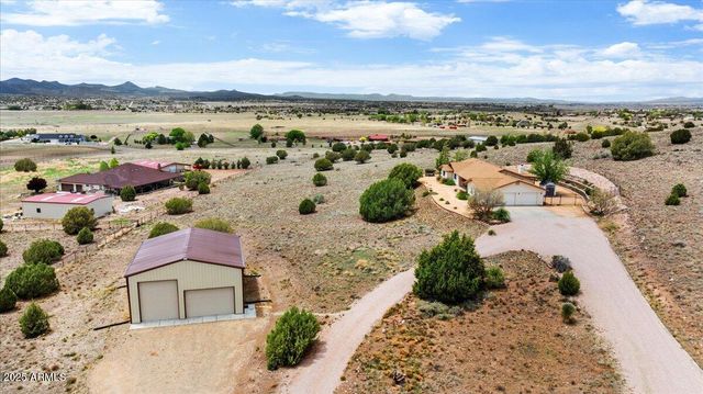 20775 N HACKAMORE Lane, Paulden, AZ 86334