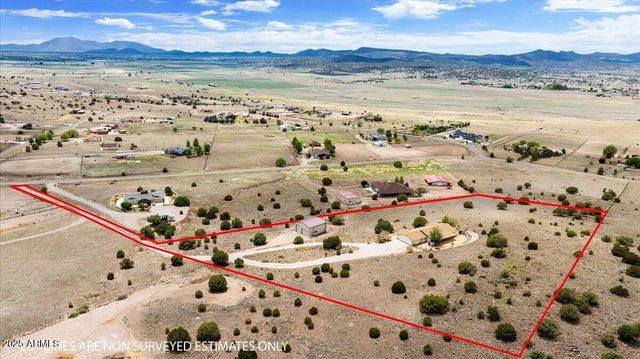 20775 N HACKAMORE Lane, Paulden, AZ 86334