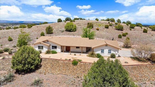 20775 N HACKAMORE Lane, Paulden, AZ 86334