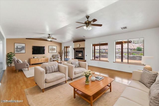 20775 N HACKAMORE Lane, Paulden, AZ 86334