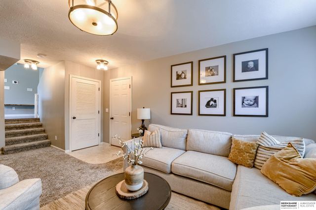 8211 N 153rd Terrace, Bennington, NE 68007