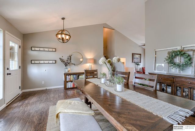 8211 N 153rd Terrace, Bennington, NE 68007