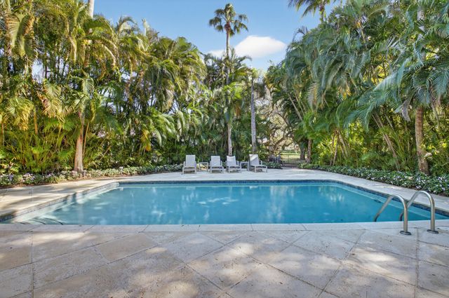 19682 Oakbrook Court, Boca Raton, FL 33434