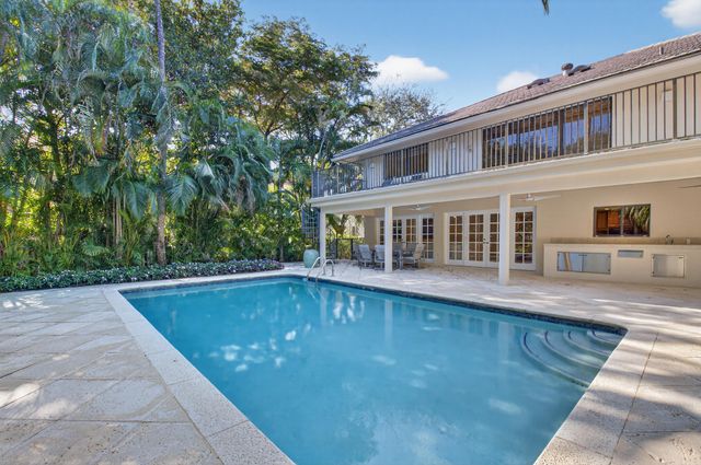 19682 Oakbrook Court, Boca Raton, FL 33434