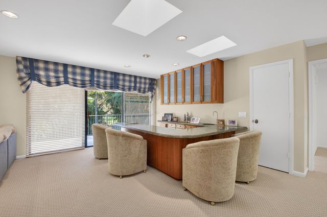 19682 Oakbrook Court, Boca Raton, FL 33434