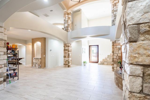 205 NW 2000, Andrews, TX 79714