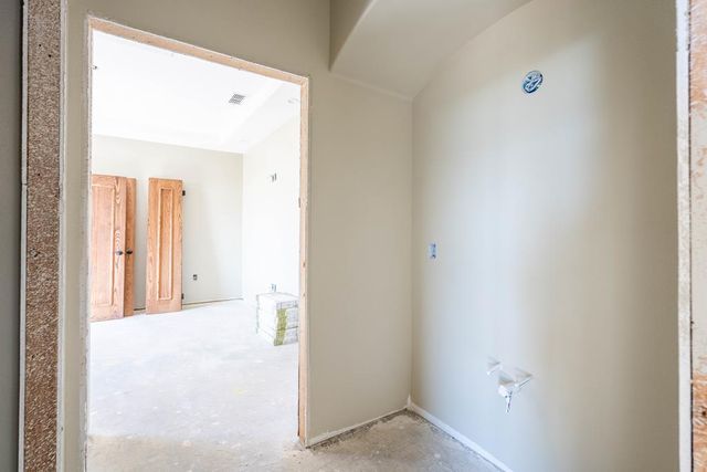 205 NW 2000, Andrews, TX 79714