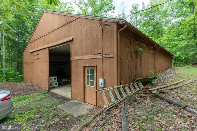 571 CC RD, Hood, VA 22723