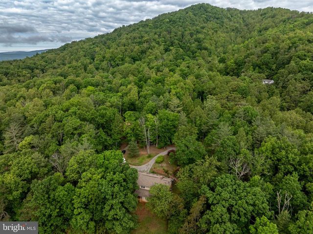 571 CC RD, Hood, VA 22723