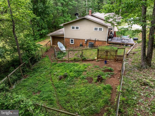 571 CC RD, Hood, VA 22723