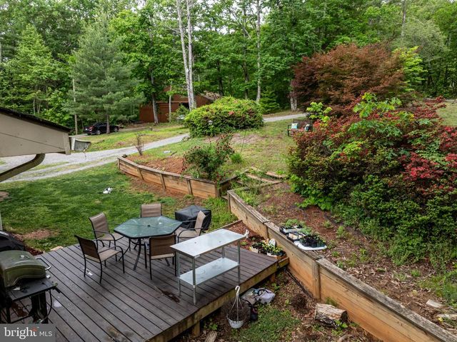 571 CC RD, Hood, VA 22723