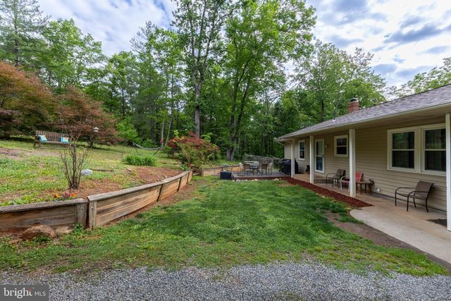 571 CC RD, Hood, VA 22723