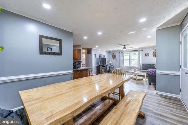 571 CC RD, Hood, VA 22723