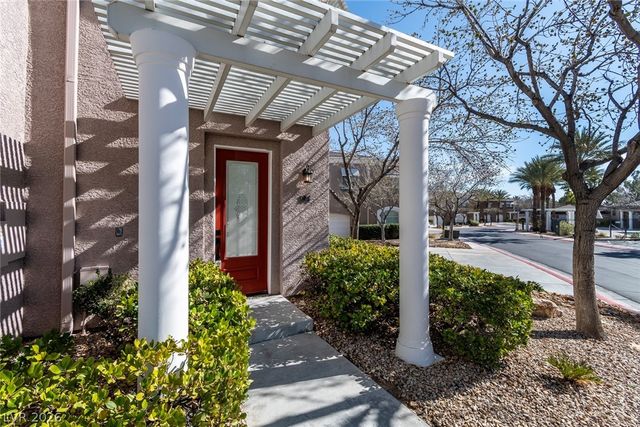 9116 Vista Greens Way 104, Las Vegas, NV 89134