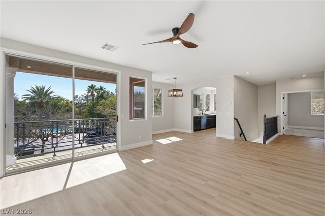 9116 Vista Greens Way 104, Las Vegas, NV 89134