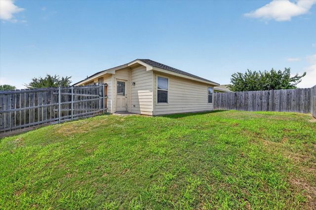 9000 Quarry Ridge Trail, Fort Worth, TX 76244