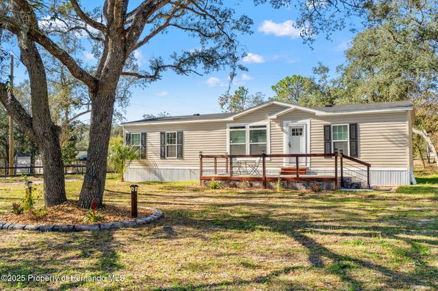 14247 Hurricane Drive, Weeki Wachee, FL 34614