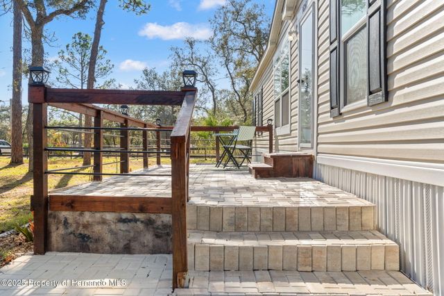 14247 Hurricane Drive, Weeki Wachee, FL 34614