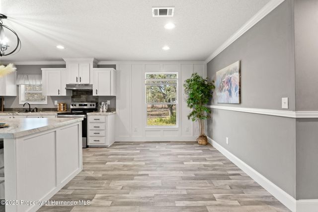 14247 Hurricane Drive, Weeki Wachee, FL 34614