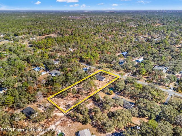 14247 Hurricane Drive, Weeki Wachee, FL 34614