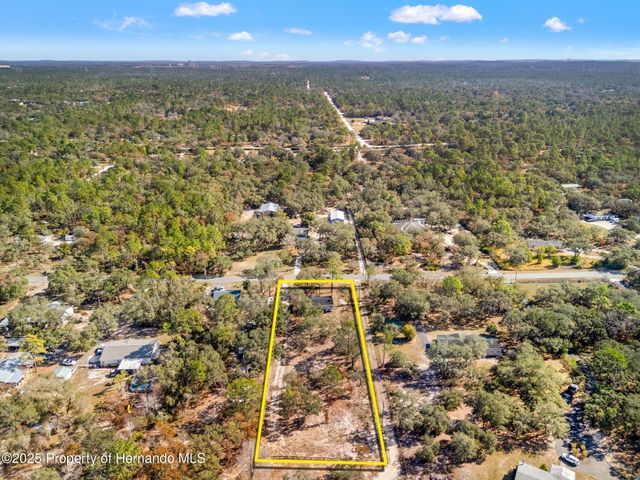 14247 Hurricane Drive, Weeki Wachee, FL 34614