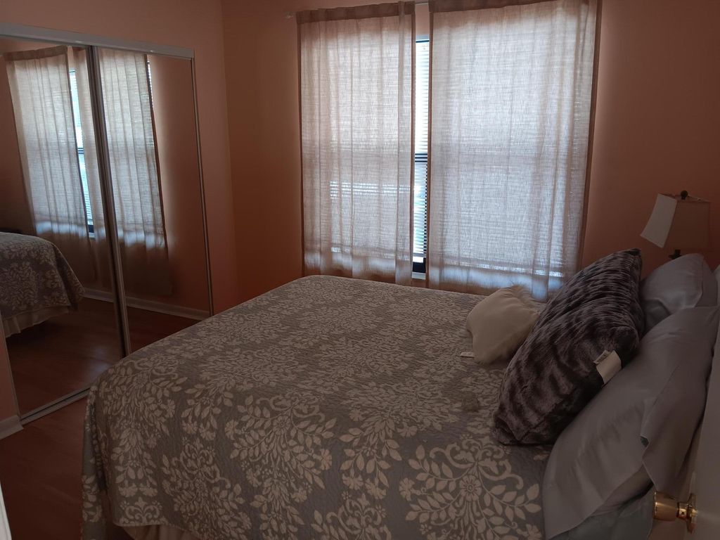 Image 8 of property listing at 13135 Chadwick Court 7, Wellington, FL 33414
