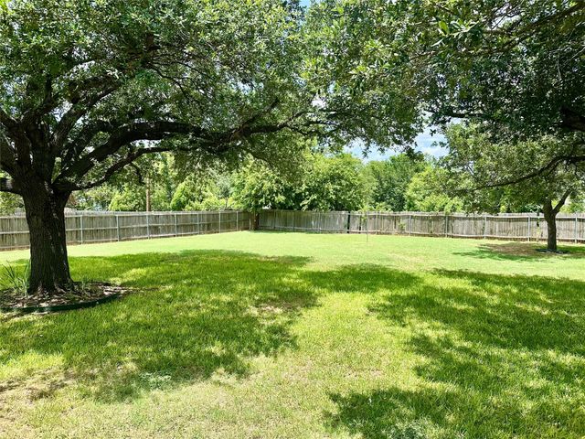 1612 Buttercup RD, Pflugerville, TX 78660