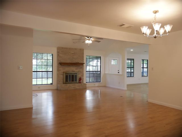 1612 Buttercup RD, Pflugerville, TX 78660