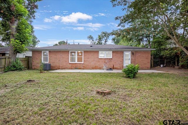 2308 Lingner Dr, Tyler, TX 75701