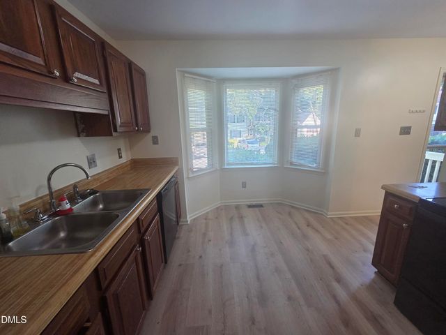 6550 Thetford Court, Raleigh, NC 27615