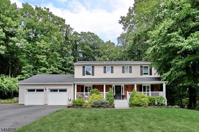 8 Northgate Park, Ringwood Boro, NJ 07456